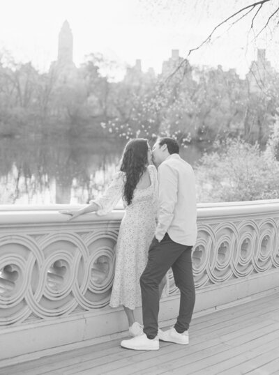 Emily March Photography Wilmington, North Carolina and Destination Wedding Engagement Photographer Heirloom Photography for Memorable Gatherings Light Airy Sentimental Imagery Images Weddings Gabrielle+Will_063