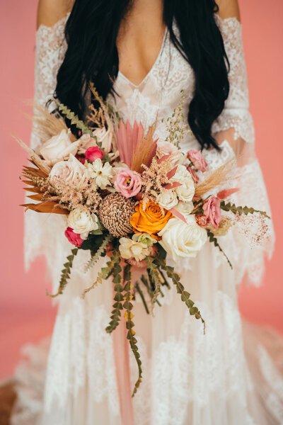 Spacey Kacey shoot boho bride and organic bouquet