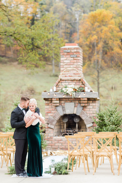 Emerald and gold styled shoot with bride in velvet green dress at Rivercrest Farm photographed by akron ohio wedding photographer