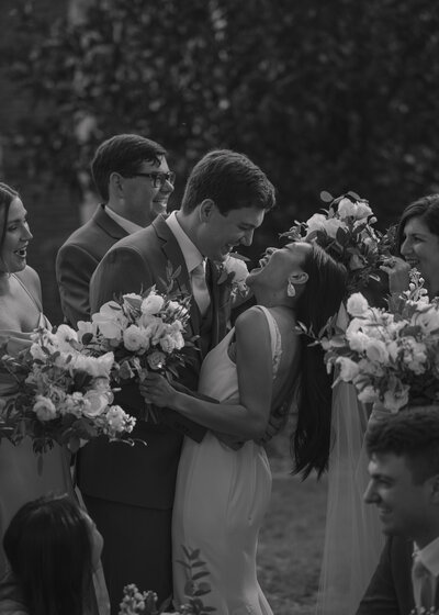 bridal photos with couple and bridal party