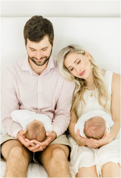 Raleigh-North-Carolina-Twin-Newborn-Session-photographed-by-Alli-Snyder-and-featured-on-The-Fount-Collective_0010