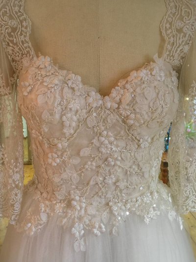 Hera_flower_beaded_fairytale_tulle_wedding_dress_JoanneFlemingDesign (3)