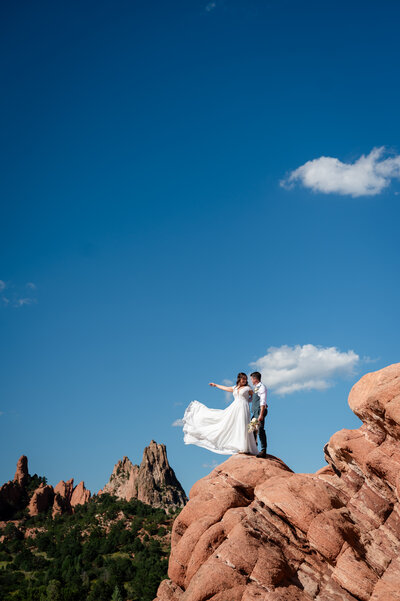 beautiful elopement at garden of the gods in colorado springs