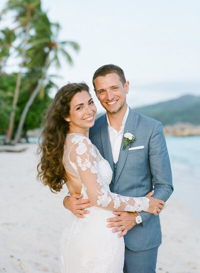 The bride and the groom in French Polynesia during their wedding (Tahaa island)