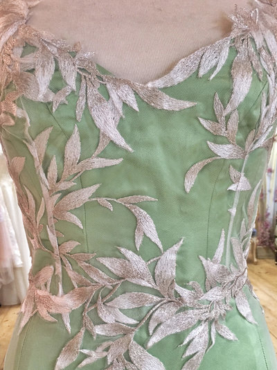 Green_ivory_silver_embroidered_wedding_dress_JoanneFlemingDesign (3)