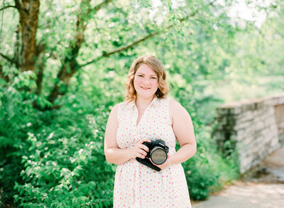 Rebecca K Clark is a Wedding and Portrait Photographer in St Louis