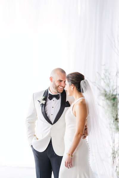 Wedding -Photographer-Minneapolis-Bride-and-Groom