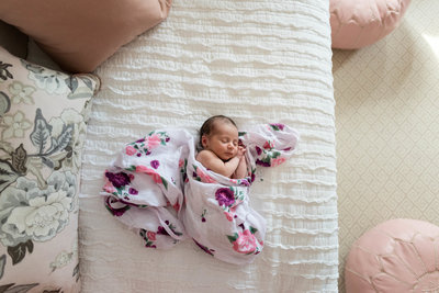 newborn baby lifestyle session at home