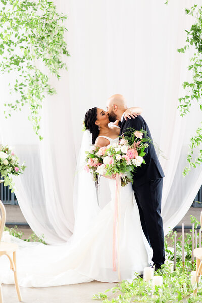 Lake Erie Building Wedding in Cleveland Ohio photographed by The Cannons Photography
