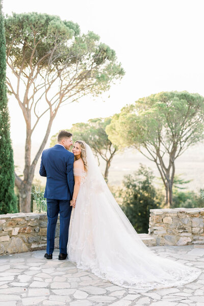 Tuscany wedding bride and groom portrait