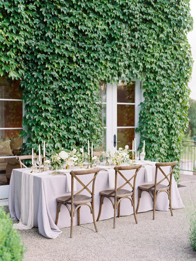 gorgeous wedding reception table at monet vineyards near portland, or
