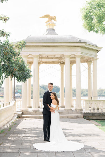 Kirsten Ann Photography specializes in weddings, engagements, and editorial photography. They are a Philadelphia wedding photography business.