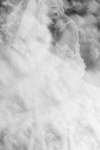 Wedding photographer Emma Haidar, serving couples in Canada, NYC, and Europe — inquire for artful and refined wedding photography.