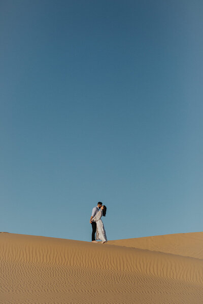 Glamis-Sand-Dunes-Engagement-Session-Maia-Chloe-Photography-179_websize