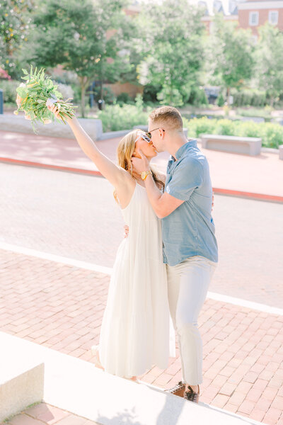annapolis courthouse intimate elopement photographer