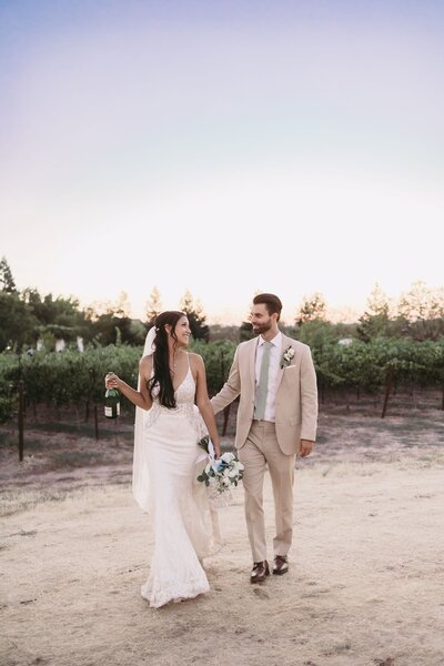 Wolfe Heights Winery Wedding photographer