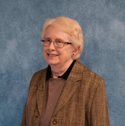 Headshot of Carrdi Grant, FOL Round Rock, Communications Director