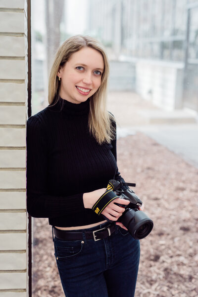 Portrait of Gretchen Yell Minneapolis based Wedding Photographer