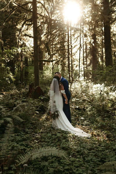 oregon wedding and elopement photographer