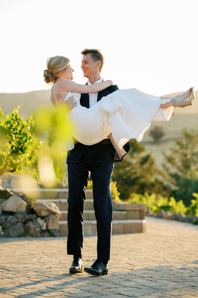 Vines and Vows a Northern Ca Wedding Photography based on our love for love. Servicing the Napa, Sonoma, and greater north bay areas!