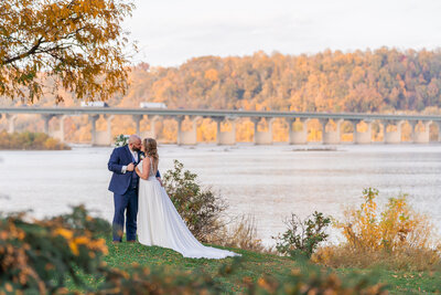 20231028_John Wright Restaurant, Wrightsville PA Wedding__Photography by Erin Leigh_PA Photographer_0121