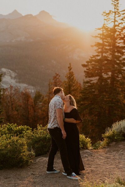 Elopement Photographer Minarets Mammoth