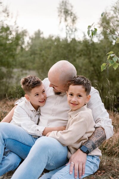 Gezins fotoshoot Drenthe, Groningen, Friesland. Ongedwongen foto's van je gezin.