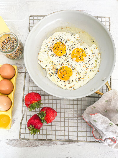 A simple 3 ingredient breakfast for any weekend brunch. Or if you're me, during the week!