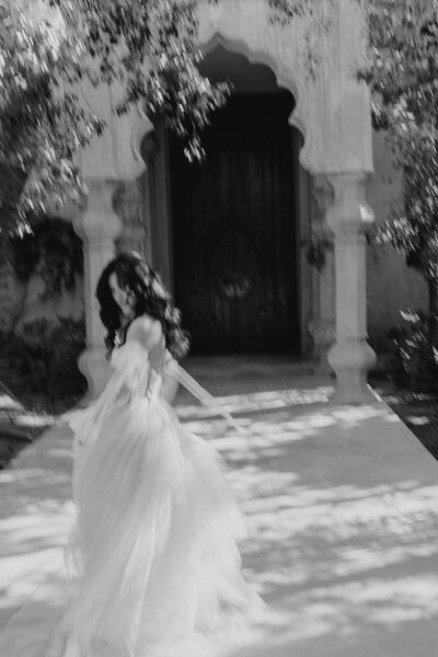 motion blur bridal portrait Morocco