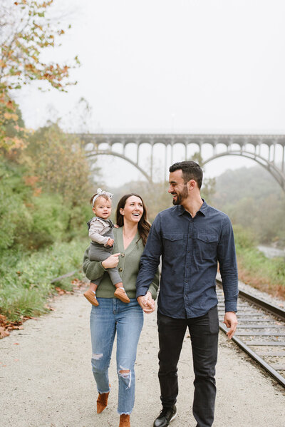 candid family portrait in akron captured by Ana Maria Photography