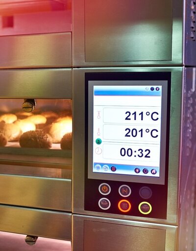 Holland-Interface-Solutions-Touchscreens-Keypads-Industrial-Kitchen-Equipment-Oven-cropped