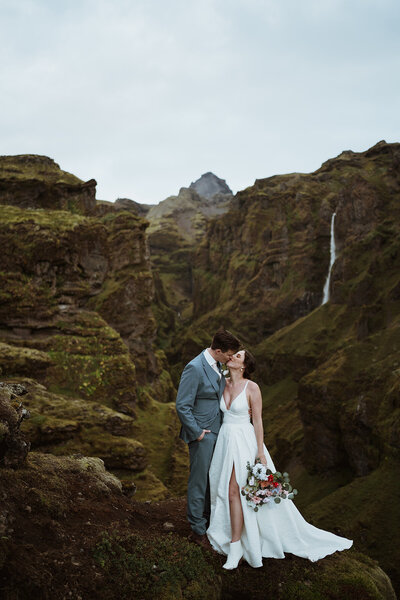 From unique Iceland elopement locations to practical elopement tips, in this blog I’ll help you two elope in Iceland without the stress of planning and location scouting! See iceland elopement dress, iceland wedding elopements, elopement ideas iceland and iceland winter elopement. Book Sydney for your destination elopement or Iceland elopement