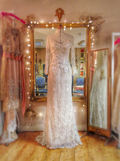 Ariene_ivory_silver_lace_long_sleeve_wedding_dress_JoanneFlemingDesign_web_2