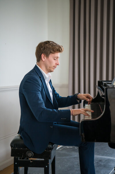 Alessio Enea Pianist 2