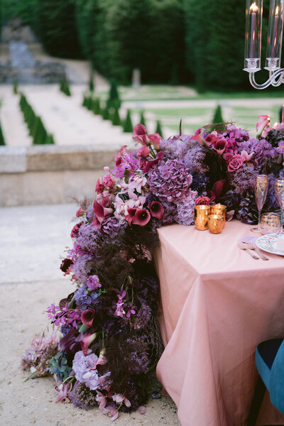 Luxury tablescape France castle wedding planner