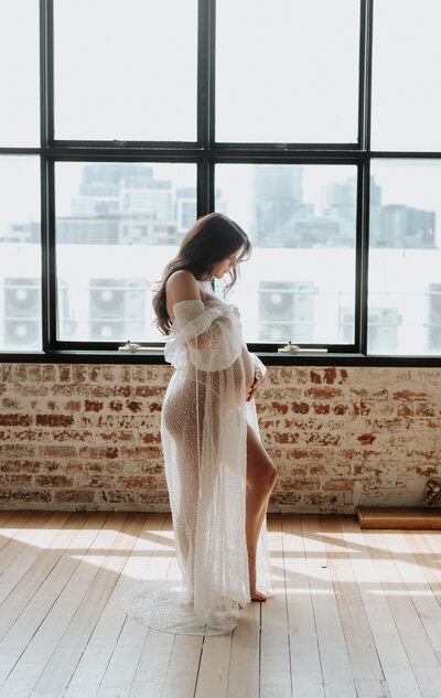 indoor maternity photography session in melbourne studio