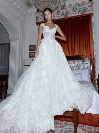 Couture Wedding Dresses exclusively in Denver CO: Galia Lahav, GALA, Monique Lhuillier, Savin London, Anne Barge, Lela Rose, Leah Da Gloria, Sarah Seven, Sareh Nouri. 