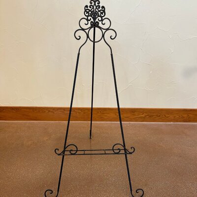 metal easels at barnwood events in madison, winconsin.
