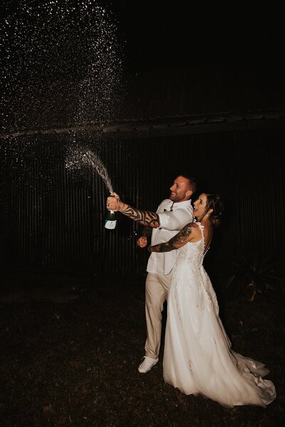 Florida Elopement Photography by Anna Holden Photo