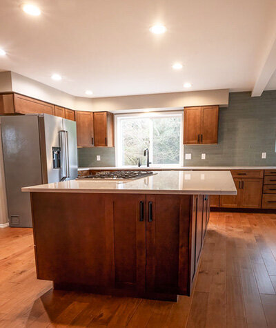 Newly remodelled kitchen by Bellingham Home Remodel Company