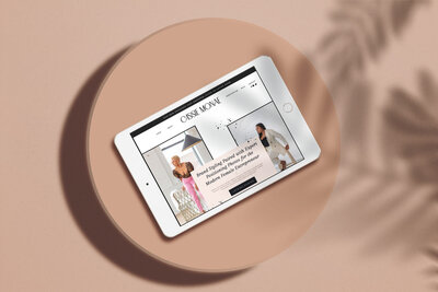 mockup of showit template for entrepreneurs on a white ipad