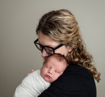 New Richmond Wisconsin Newborn Photographer