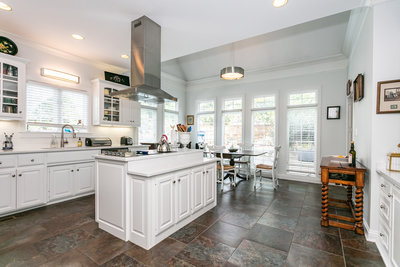Real Estate photography kitchen sample in kentucky