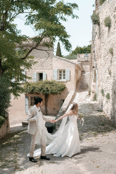 Flora_And_Grace_AirellesGordes_Provence_Editorial_Wedding_Photographer-218_websize