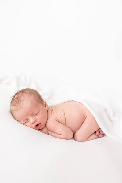 columbus-ohio-newborn-photographer-2023-14