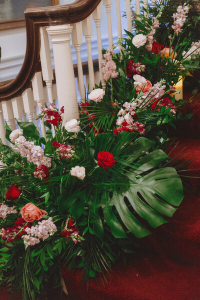 Strong-Mansion-MD-wedding-florist-Sweet-Blossoms-staircase-flowers-Nessa-K-Photography