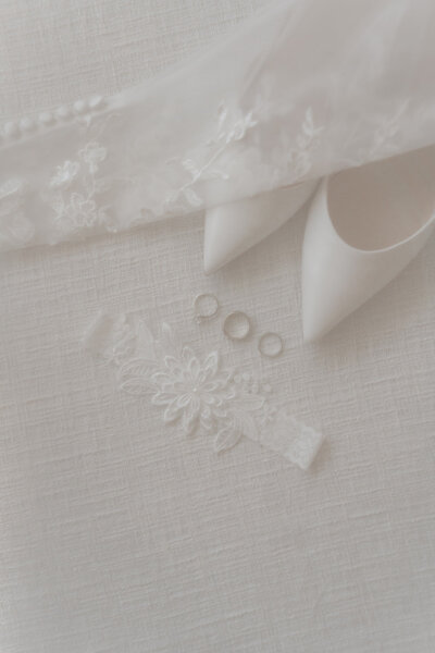 Bridal shoes and garter