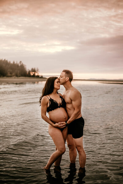 nanaimo-maternity- couples--photographer-15