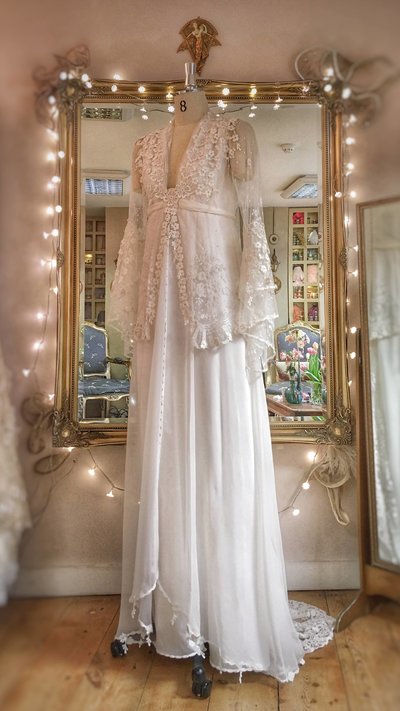 Chatterton_boho_festival_chiffon_lace_wedding_dress_JoanneFlemingDesign (1)