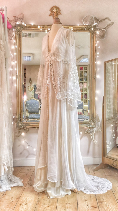 Chatterton_silk_chiffon_antique_lace_bespoke_bohemian_wedding_dress_JoanneFlemingDesign_1